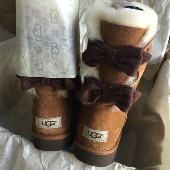 UGG Shoes - Ugg short brigette bow boots